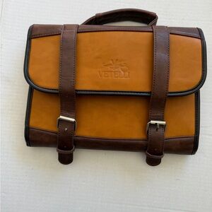 Vetelli men’s foldable hanging leather/canvas travel toiletry bag with pockets